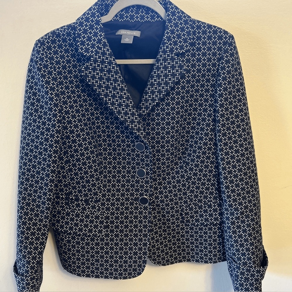 Ann Taylor Navy and White Geometric Blazer Size 14
